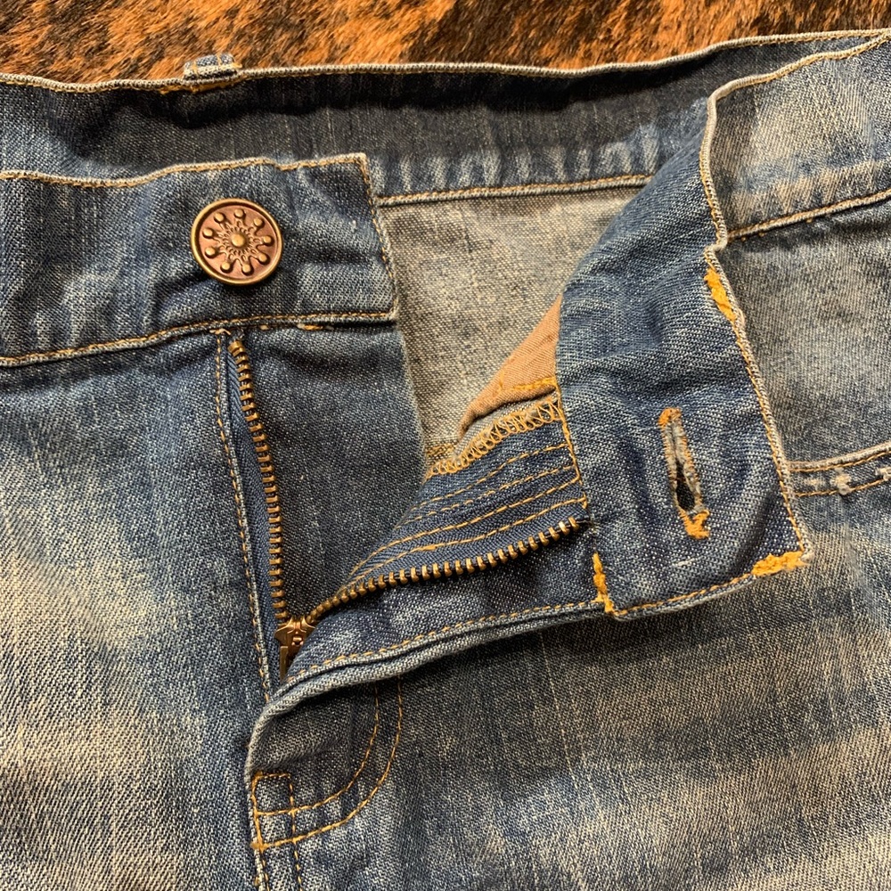 Cattlelac blues size medium denim mini skirt with small pocket - Picture 4 of 10